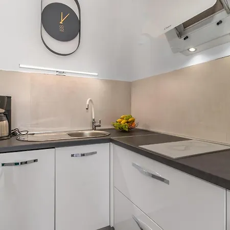 1 Bedroom Cozy In * Jadranovo